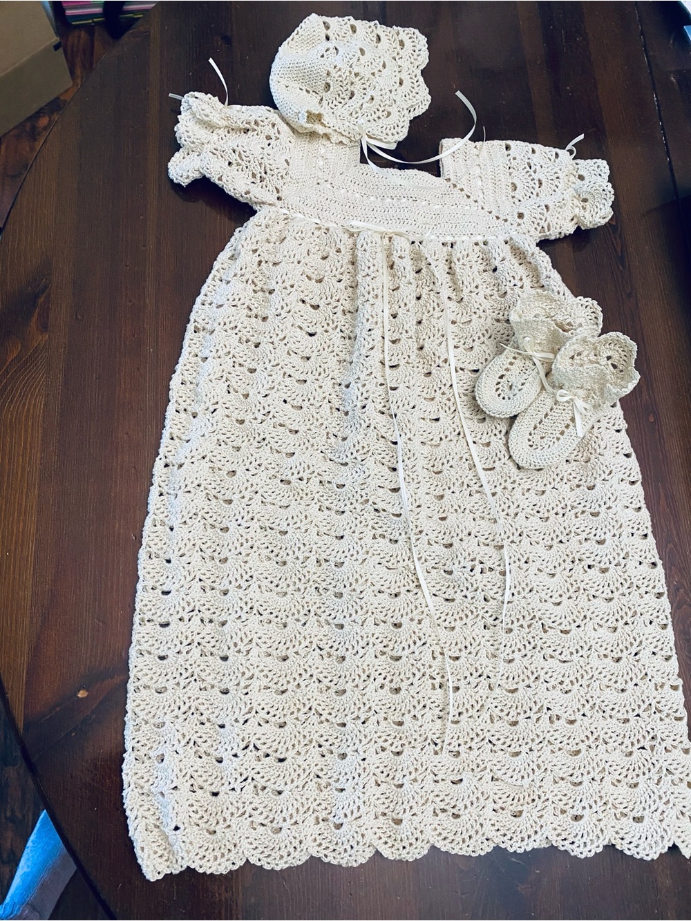 Christening gown in white.
